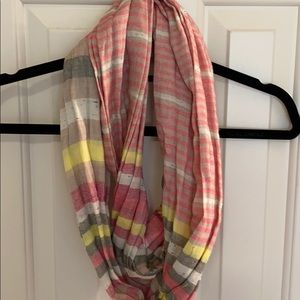 Infinity scarf